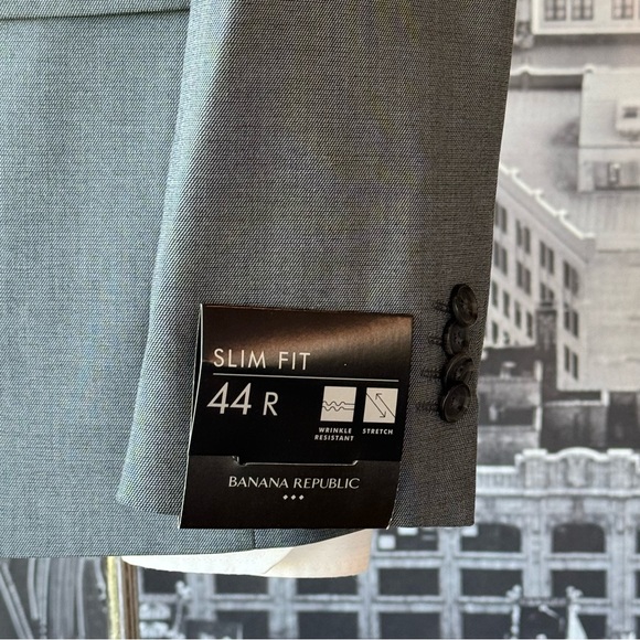 🎯SOLD🎯 Banana Republic Slim Fit Suit Jacket/Blazer NWT - Picture 5 of 10